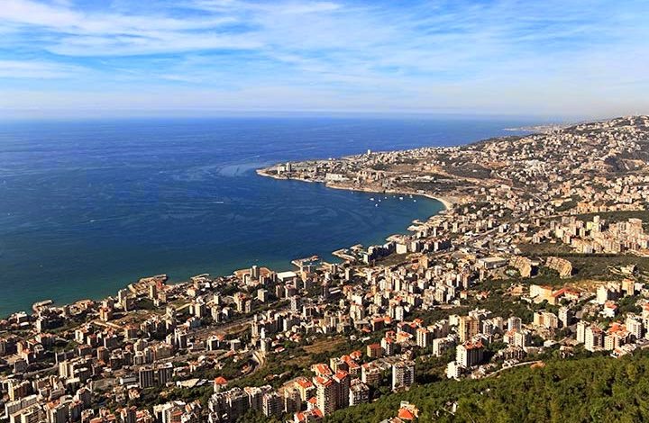 الطقس غدا قليل الغيوم وارتفاع طفيف في الحرارة مع أمطار خفيفة في الداخل