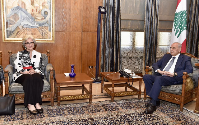 بري: لأهمية بقاء قوات اليونيفل وفقا لولايتها في القرار 1701... وهذا ما قالته وزيرة التربية عن الامتحانات الرسمية