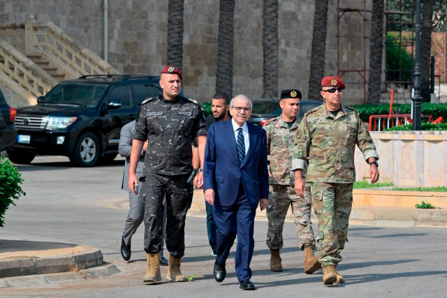 نواف سلام وصل إلى صور