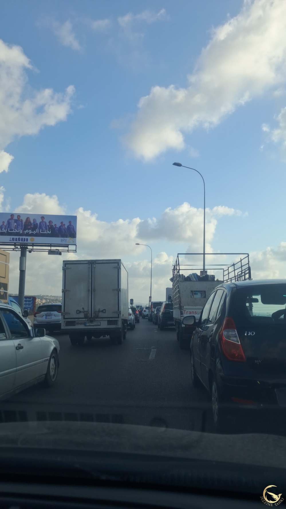 ​زحمة سير خانقة على أوتستراد الرملية باتجاه الجنوب
