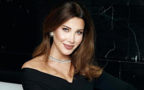  إبنة نانسي عجرم تشارك والدتها المسرح في دبي